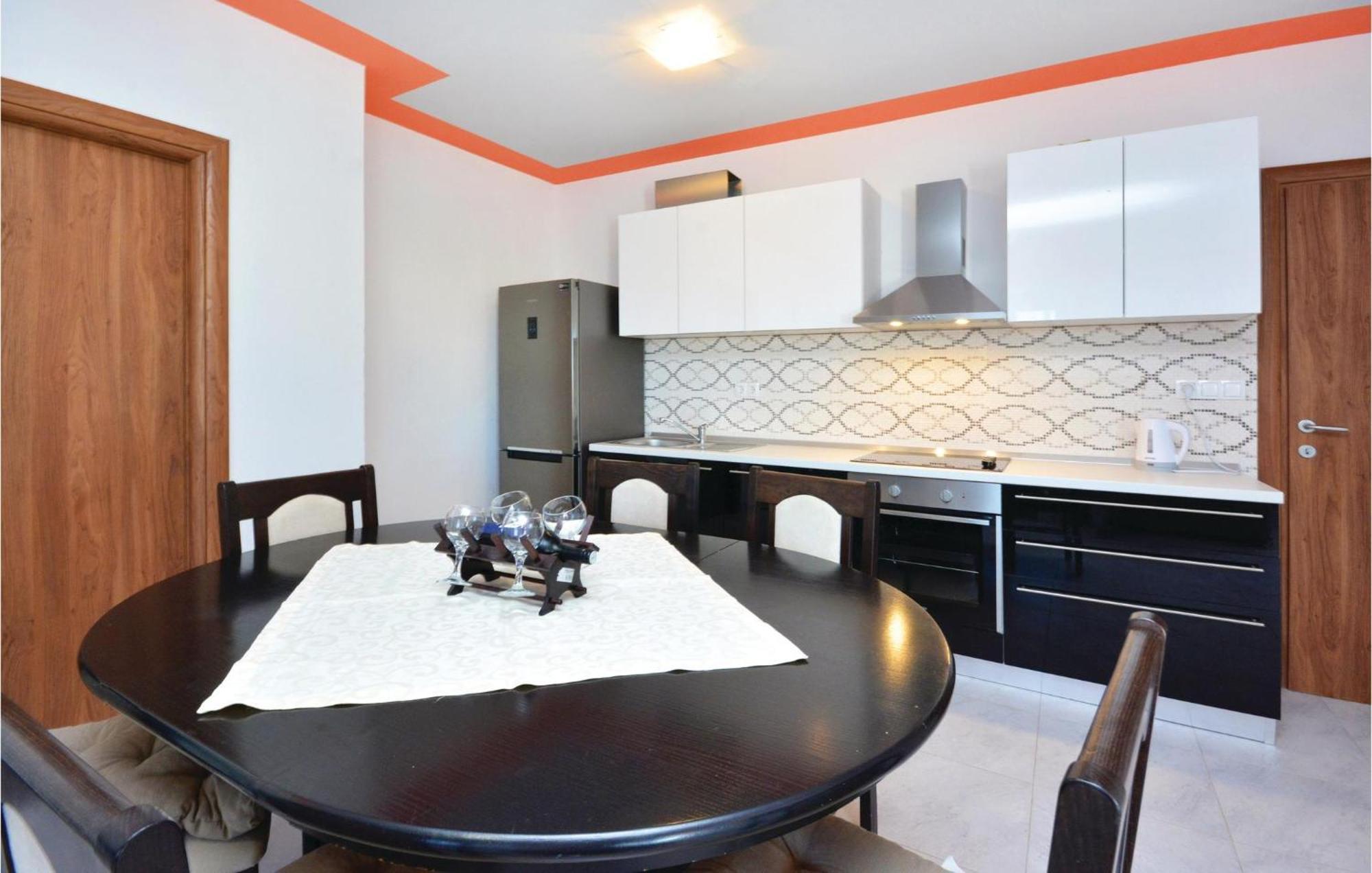 3 Bedroom Nice Home In Solin Σπλιτ Εξωτερικό φωτογραφία