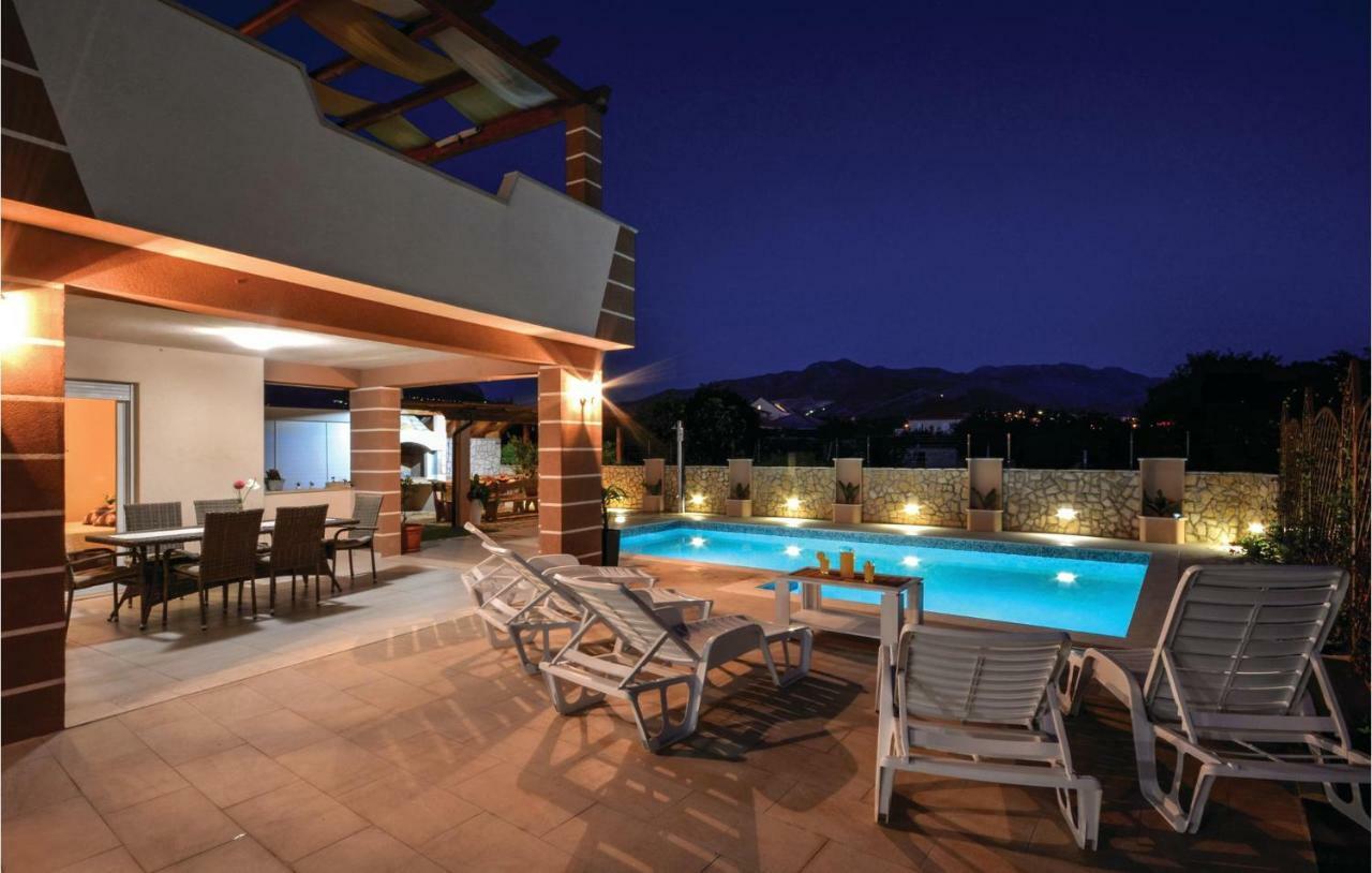 3 Bedroom Nice Home In Solin Σπλιτ Εξωτερικό φωτογραφία